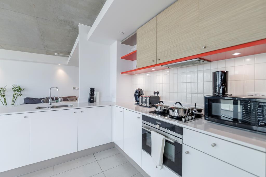 Royal Docks Penthouse Apartment London Bagian luar foto