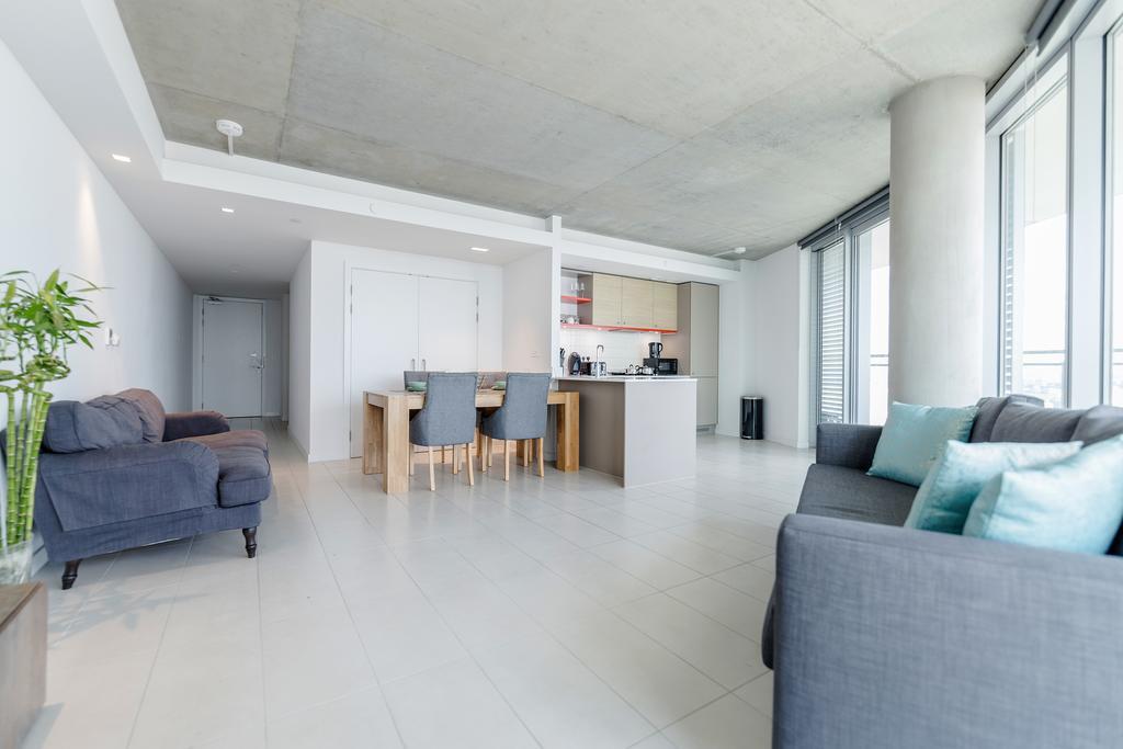 Royal Docks Penthouse Apartment London Bagian luar foto