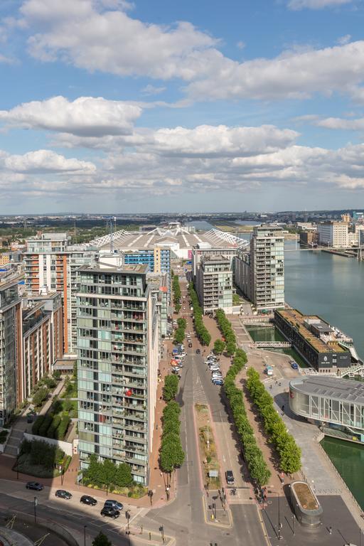 Royal Docks Penthouse Apartment London Bagian luar foto