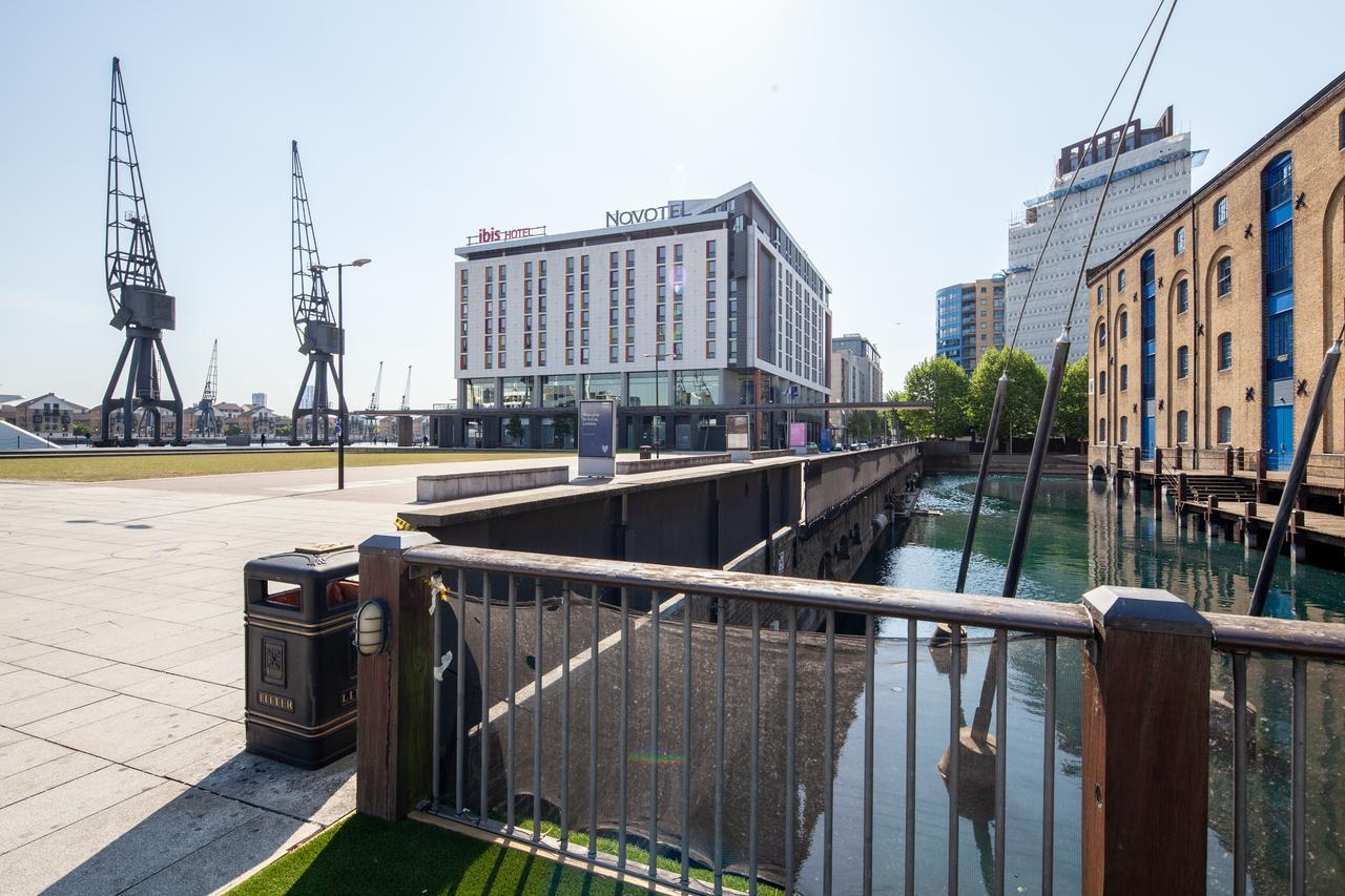 Royal Docks Penthouse Apartment London Bagian luar foto